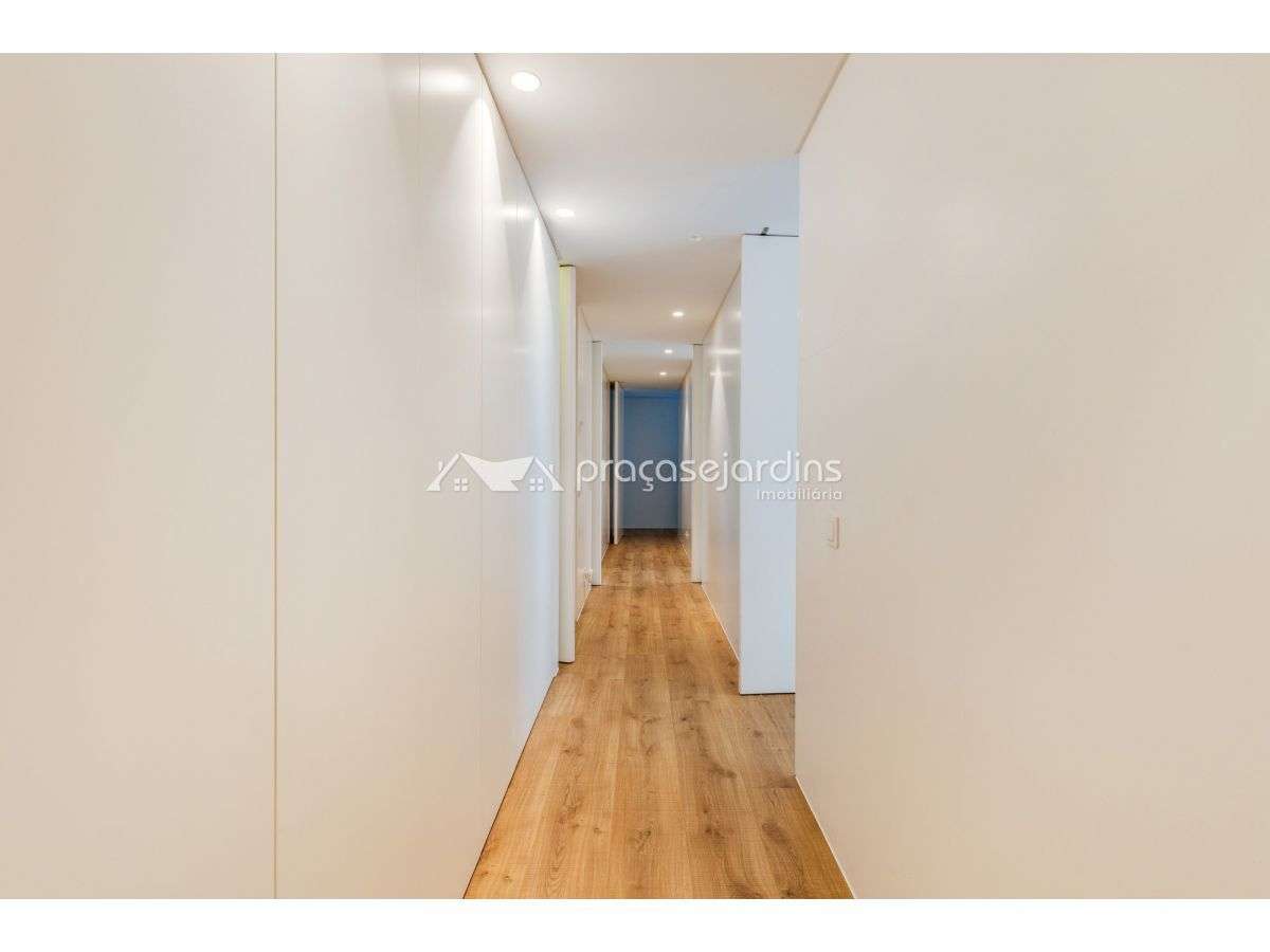 Moradia T5 Contemporânea e elevada eficiência energética – Amor, Le...-44