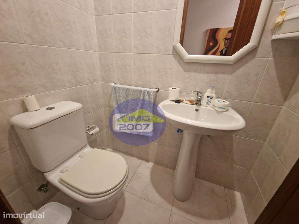 Apartamento T2 em Paços de Brandão-13