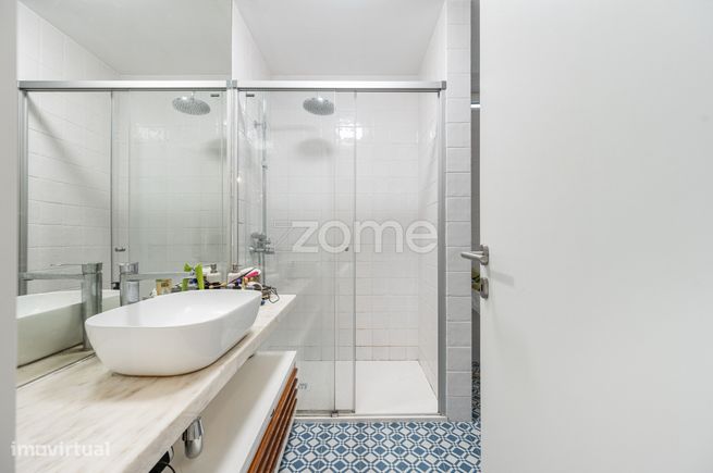 Apartamento T2 para Venda – Junto ao Coliseu do Porto-13