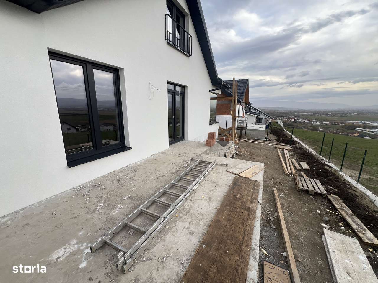 Casa individuala cu pivnita mare -NOUA - Sura Mare cu priveliste-8