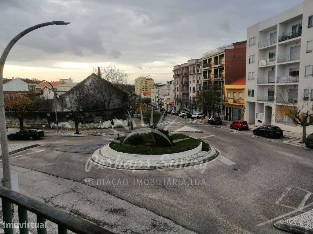Edificio Habitacional + Comercio - Centro Cartaxo - Grande imagem: 2/19