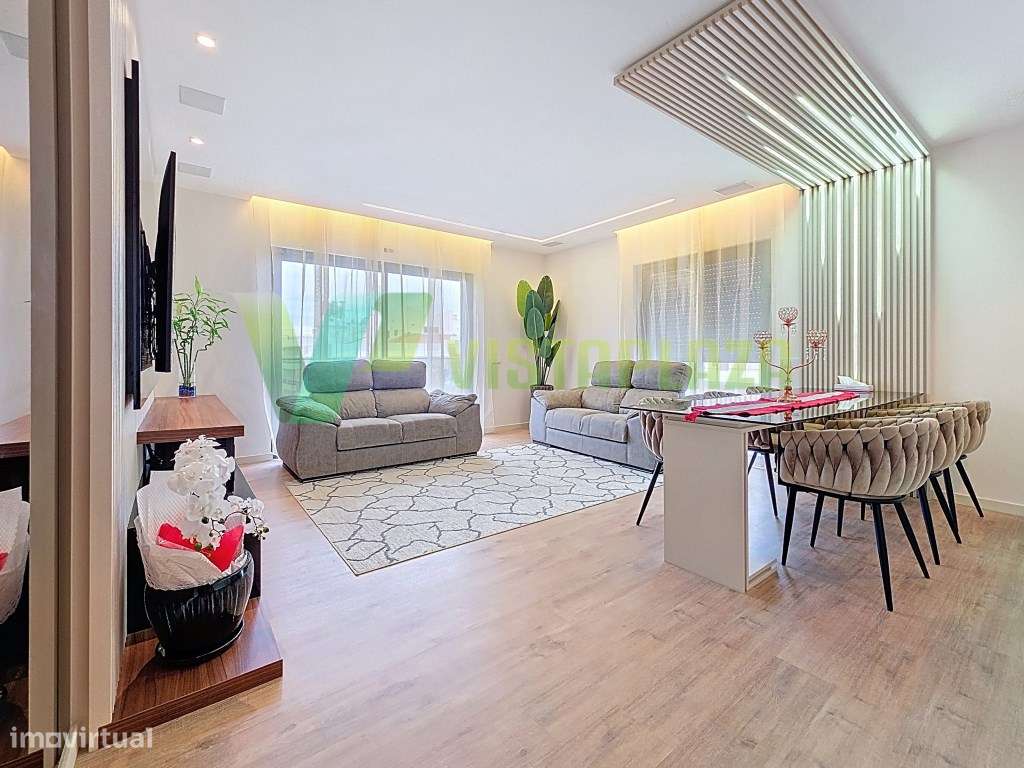 Apartamento T4 Acabamentos de Luxo na Urbanização do Fojo, Portimão - Grande imagem: 2/31