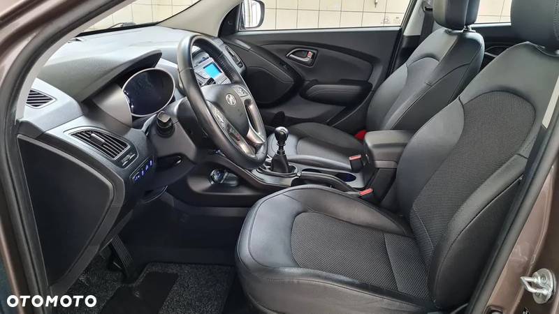 Hyundai ix35 1.6 2WD blue Style - 9