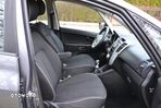 Kia Venga 1.6 CRDi 128 Dream Team Edition - 8