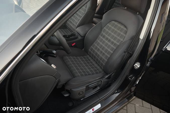 Audi A4 2.0 TDI - 26