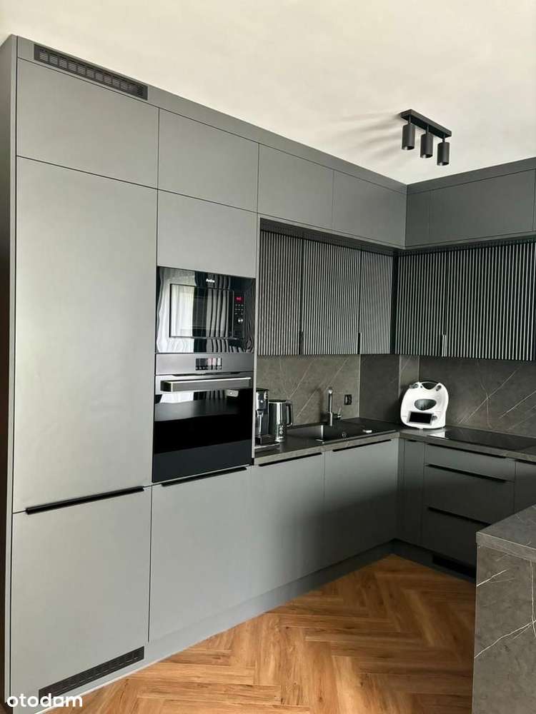 Dom nowiutki z garażem pod Wrocławiem-9