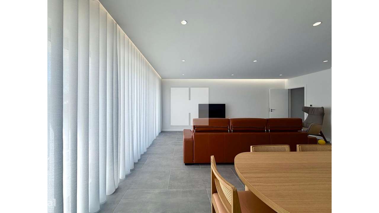 Moradia T4 Nova e Completa-22