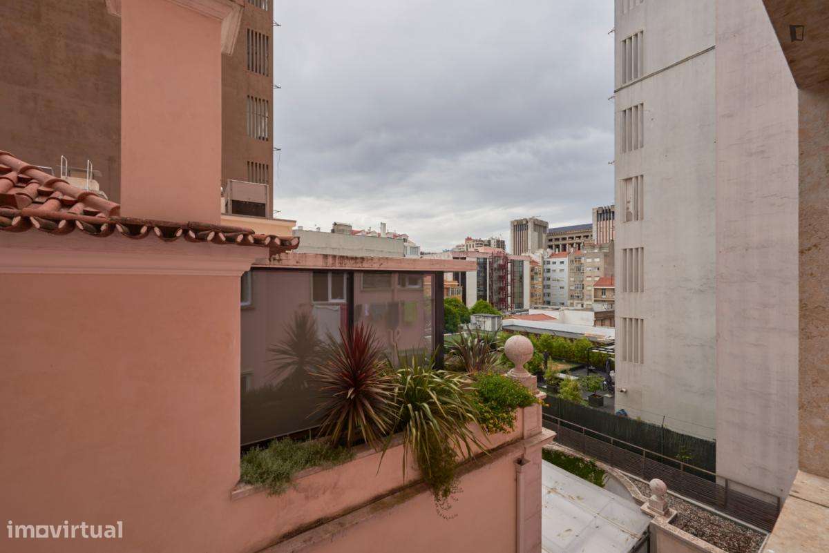 Quarto - localizado em Entrecampos Lisbon - Grande imagem: 2/10