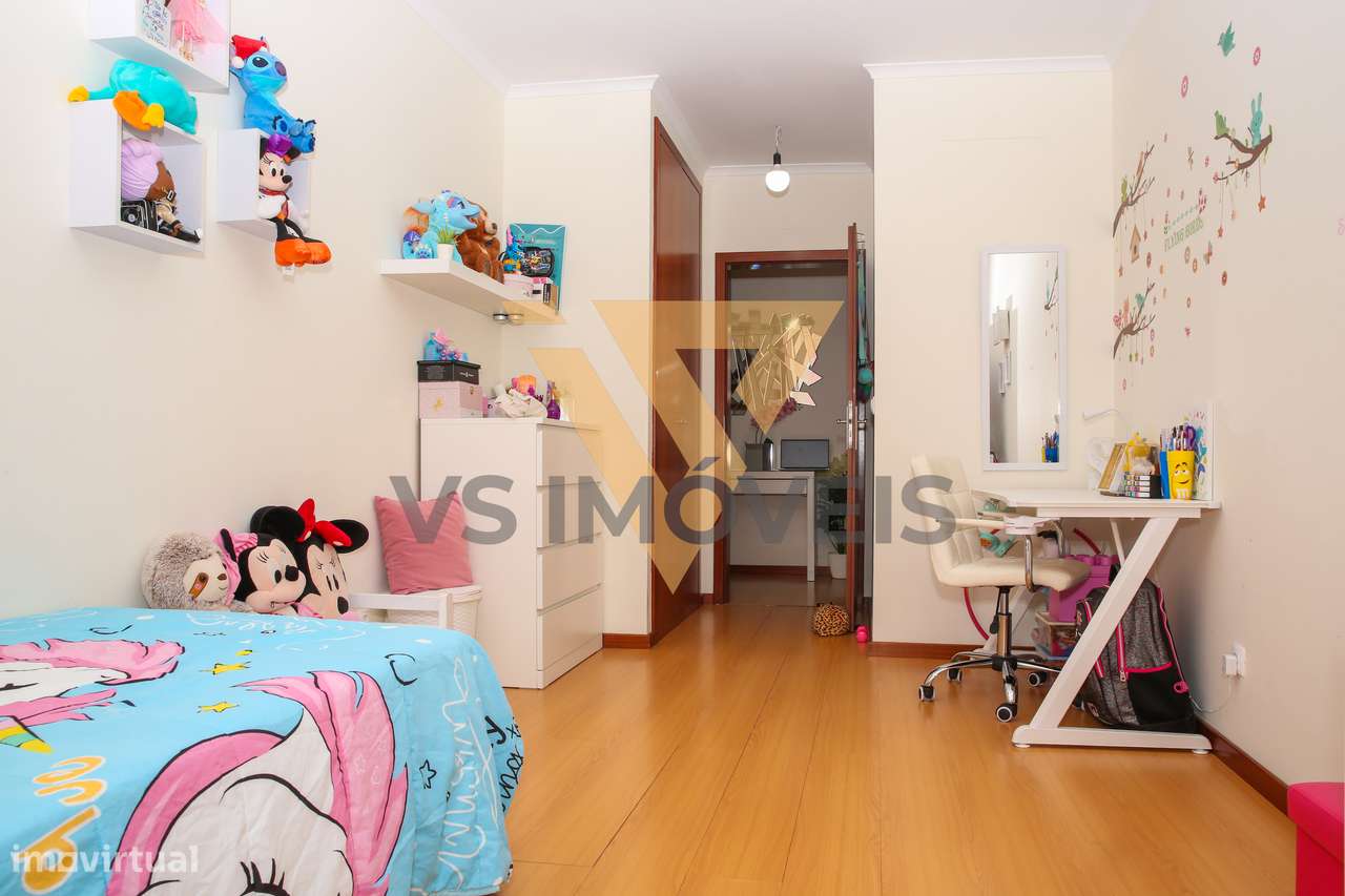 Apartamento T3 no condomínio Horta Dos Vimes em Alenquer-44
