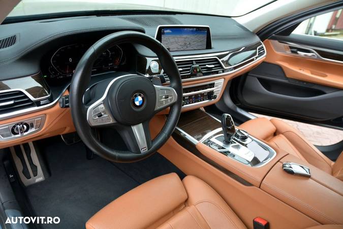 BMW Seria 7 730d xDrive - 12