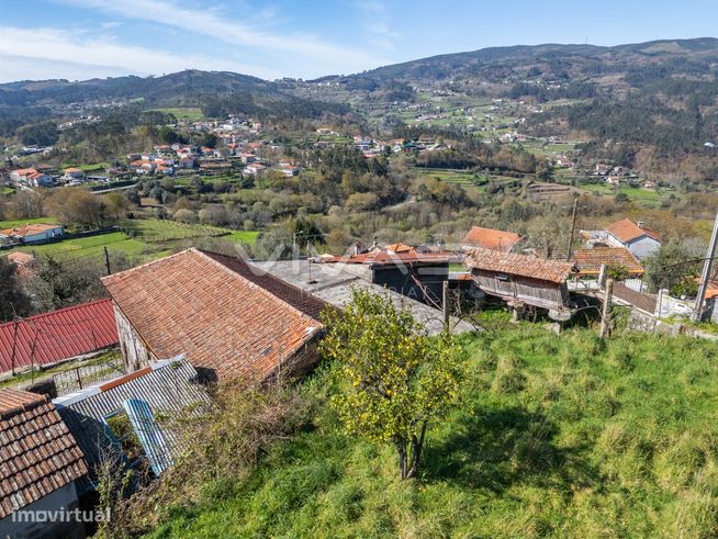 Moradia para Restaurar T2 Venda em Sande, Vilarinho, Barros e Gomide,V-9