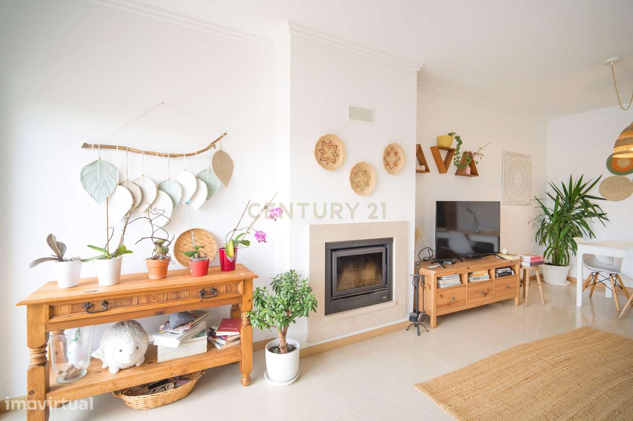 Onde o Mar é Vizinho: Moradia T2+1 com Vista Panorâmica - Grande imagem: 4/31