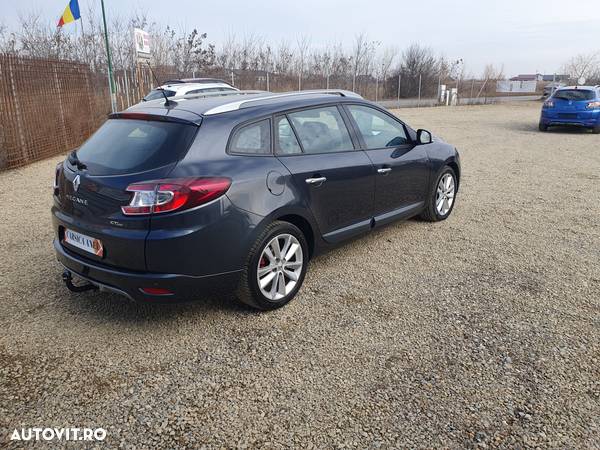 Renault Megane ENERGY dCi 110 Start & Stop Bose Edition - 3