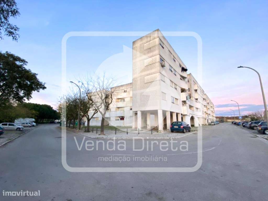 Apartamento T4 com 127 m², varanda e elevador no Pinhal Novo locali...-15