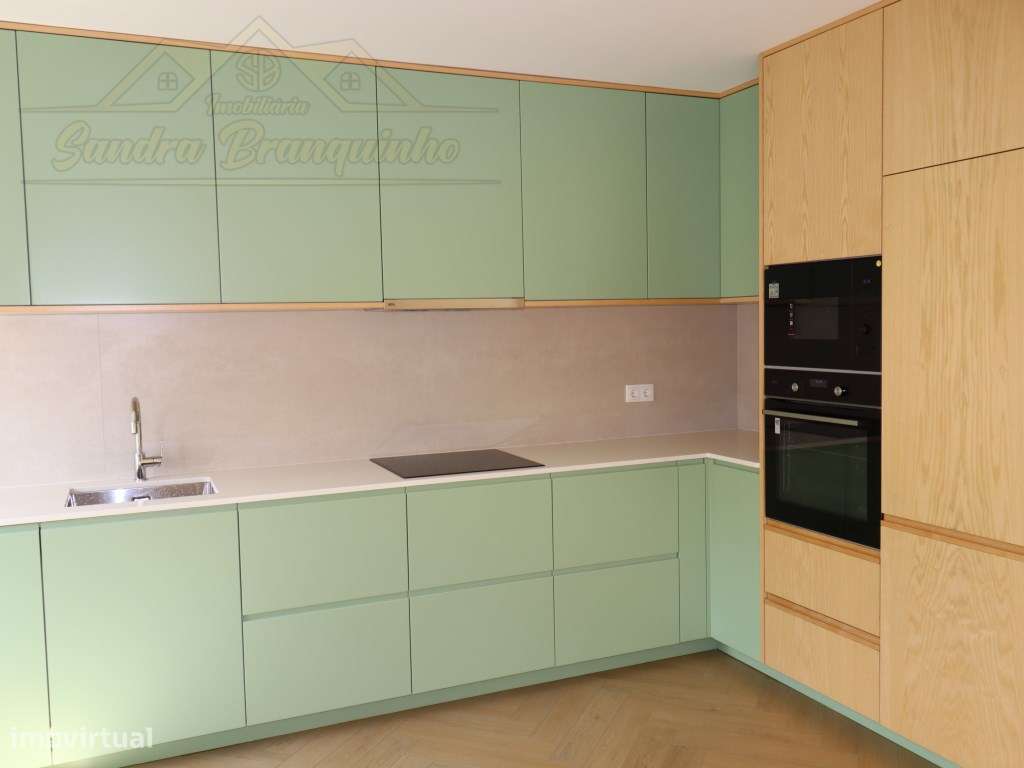 Apartamento RENOVADO(novo) com vista mar-6