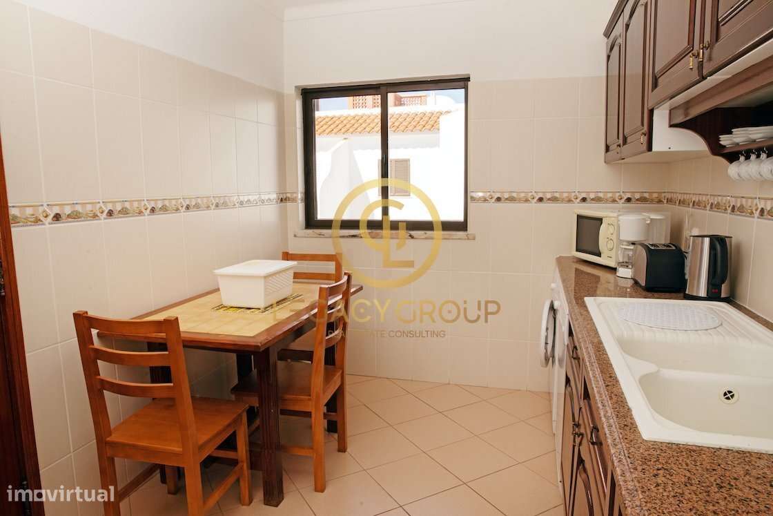 Exclusiva Moradia T3+1 mobilada, com 2 piscinas a apenas 5 minutos...-5