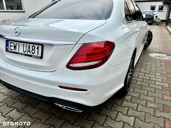 Mercedes-Benz Klasa E 220 d 9G-TRONIC AMG Line - 26