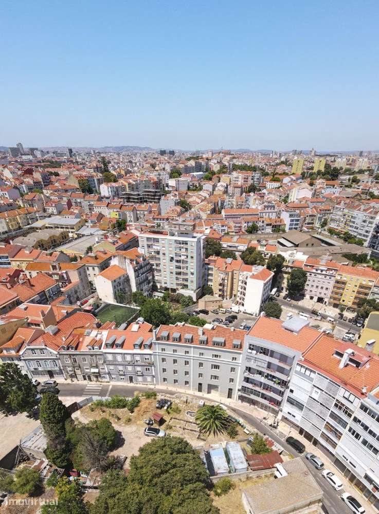 Duplex T2 à venda em Graça, Lisboa-10