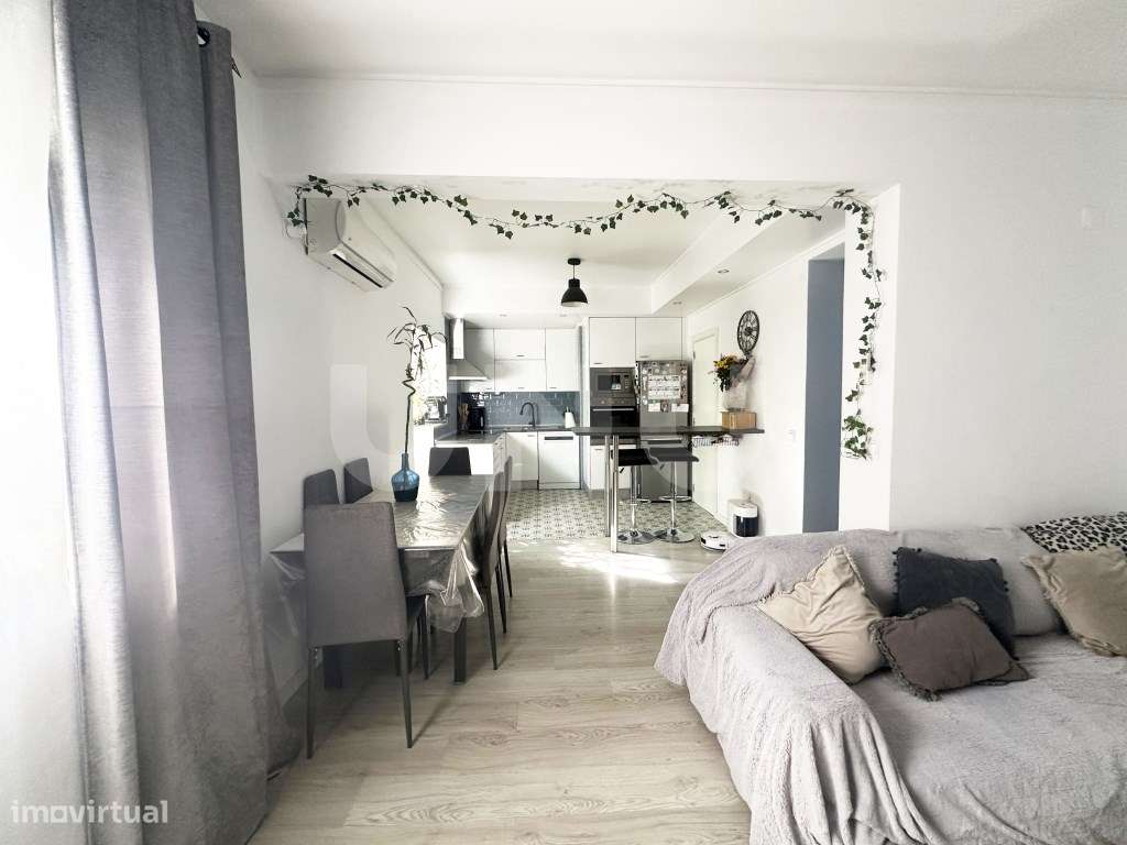 Apartamento T3 renovado-10