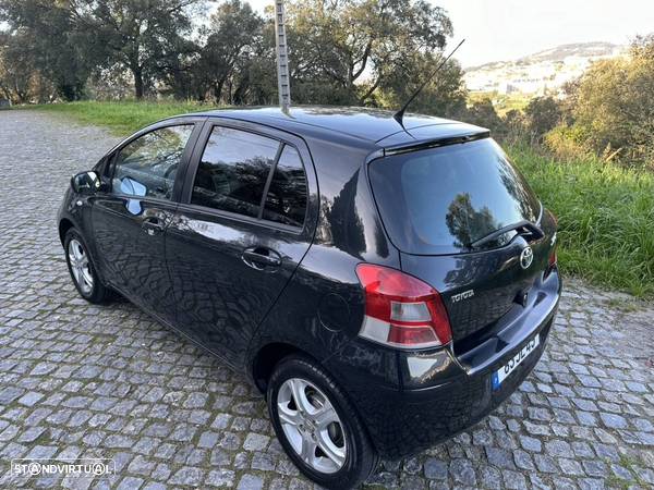 Toyota Yaris 1.0 VVT-i Rock in Rio - 11