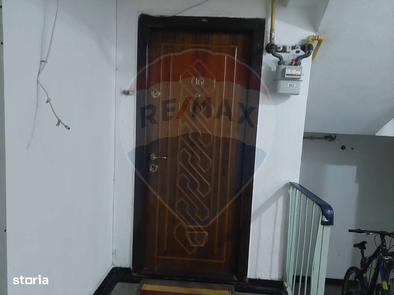 Apartament cu 3 camere de vanzare-11