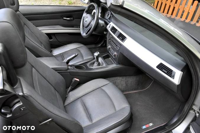 BMW Seria 3 325i Cabrio Edition Exclusive - 16