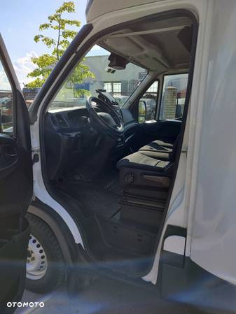 Iveco DAILY - 17