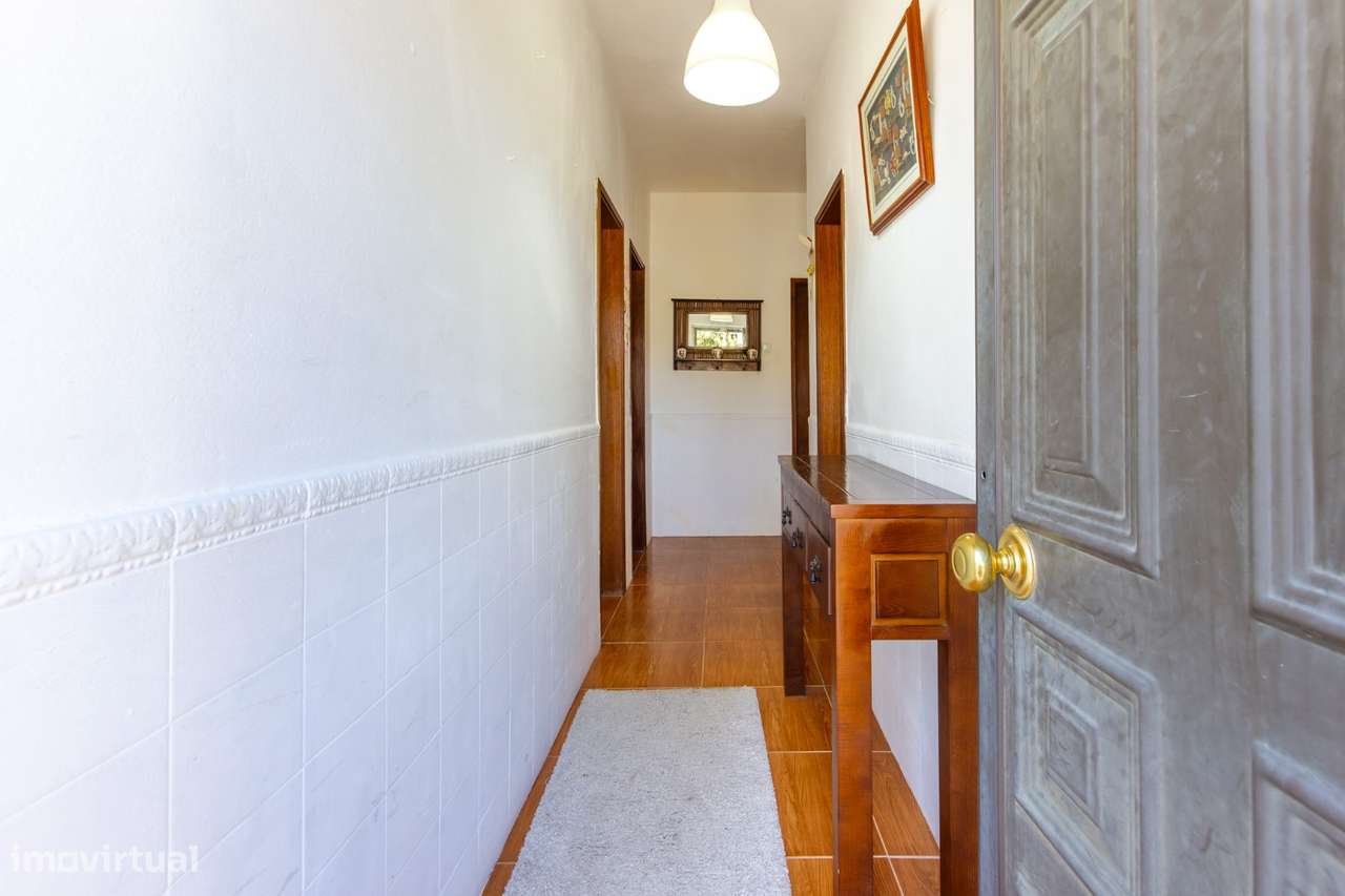 Moradia T2+1 isolada na Quinta do Conde-10