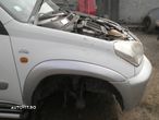 Aripa stanga / dreapta fata Toyota Rav 4 2003 - 2