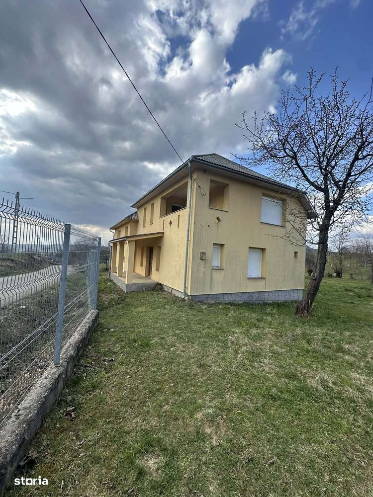 Vând casă cu 5.000 mp teren la doar 59.500-1