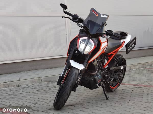 KTM Duke - 15