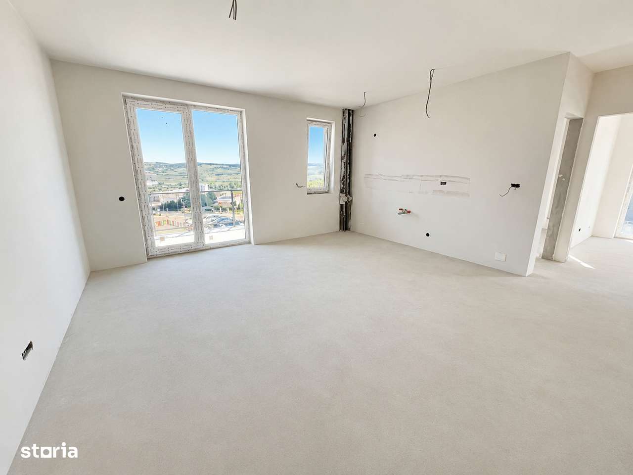 Apartament de 3 camere, 66 mp, 2 bai, zona Vivo-0