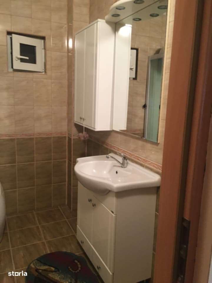 Apartament foarte spatios, structurat pe 2 niveluri!-6