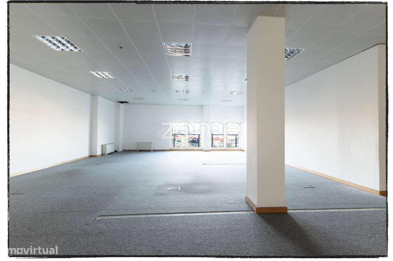 Escritório para Arrendamento – 142 m² | Sintra Business Park - Grande imagem: 5/26