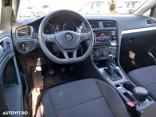 Volkswagen Golf 1.0 TSI Trendline - 5