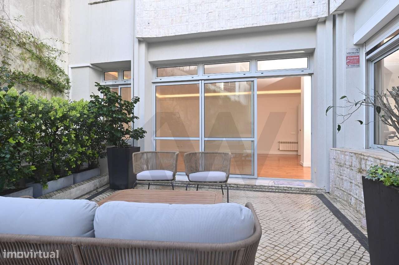 T4 de luxo para arrendamento, 228m2 | garagem | pátio - Grande imagem: 4/31