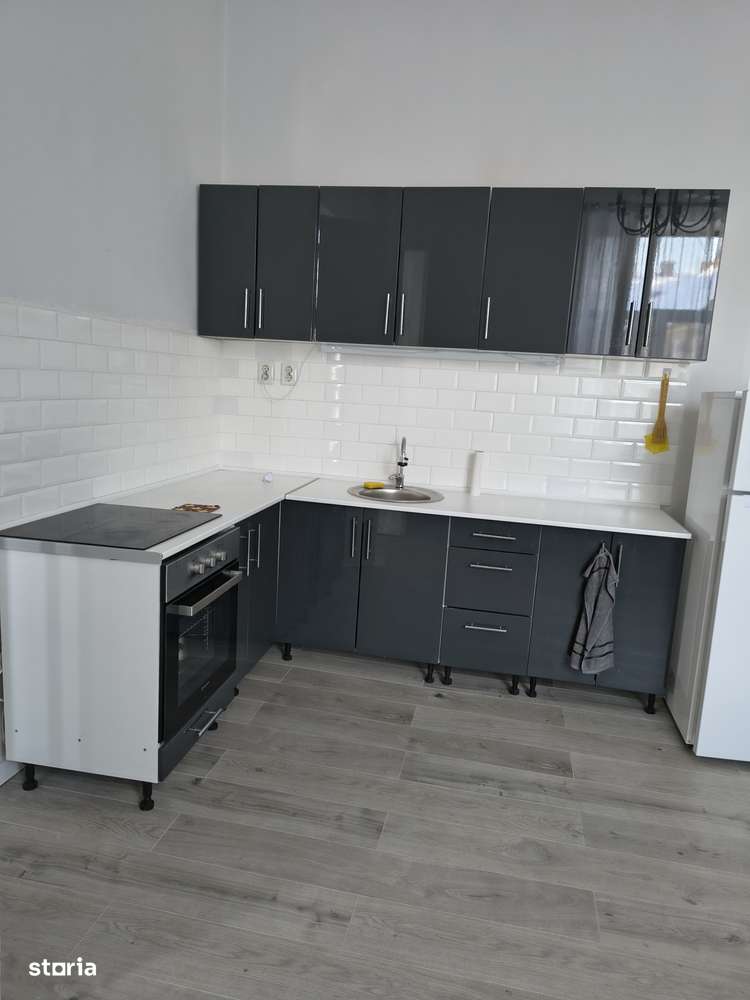 Apartament 3 camere ,67 mp zona Tribunal-0