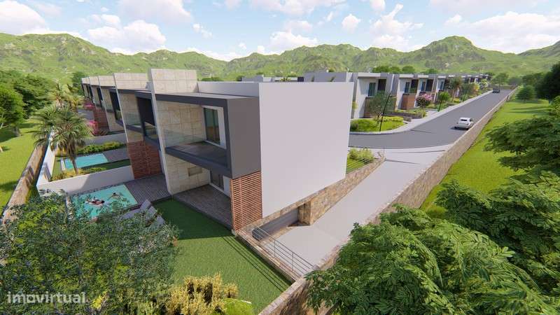 MORADIA COM PISCINA PRIVATIVA E BOX - EM CONSTRUÇÃO-4