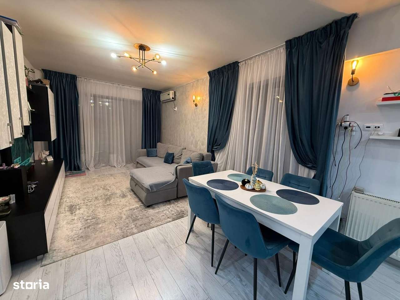 Apartament cu 3 camere, decomandat, zona Albert-0