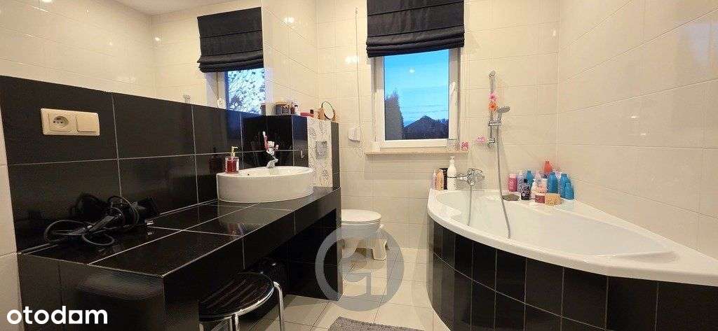 Komfortowy Dom Parterowy Ze Stawem !-11