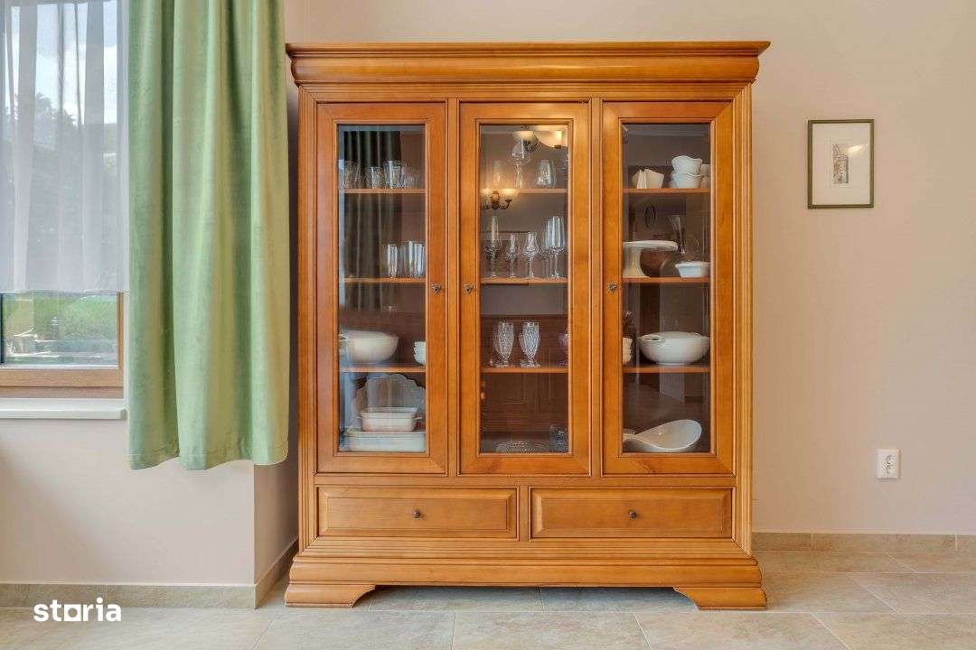 Vila superba, in stil mediteranean, strada privata-17