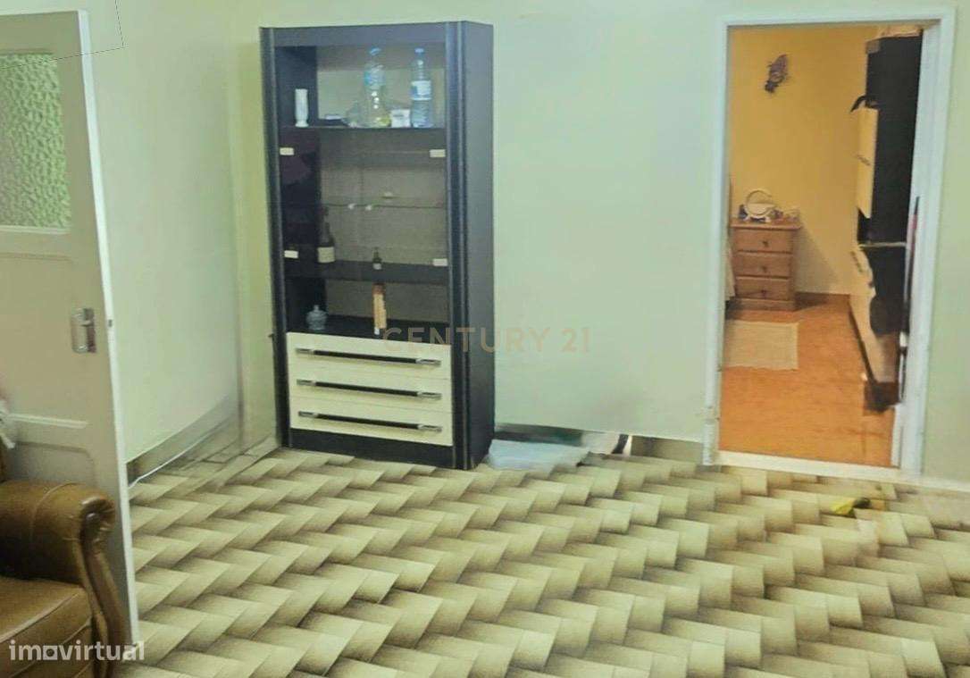 R/C de Moradia T2+1 em Condomínio Privado – Borba-10