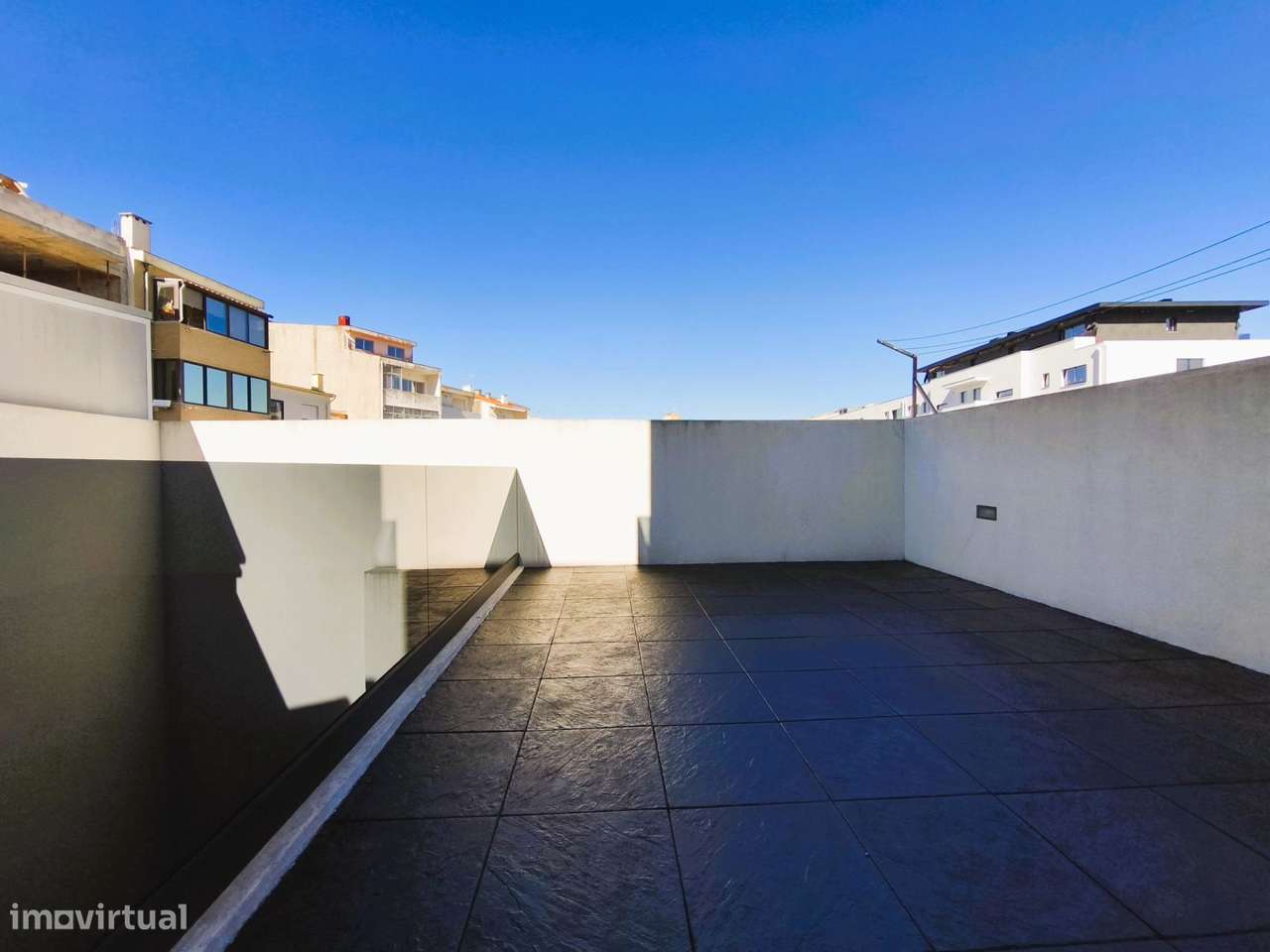 Moradia T3+1 (Centro Póvoa de Varzim a 300m da praia)-14