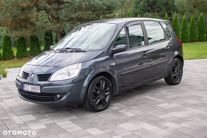 Renault Scenic - 18