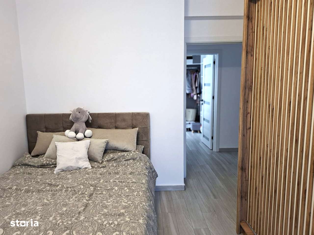 Casa 5 camere , 2 bai, 119 mp, teren 280 mp,  zona Calea Cisnadiei - Imagine principală: 5/11