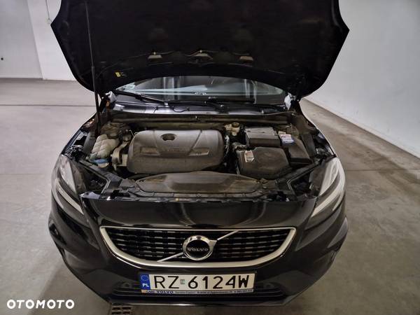 Volvo V40 T3 Drive-E R-Design Momentum - 19