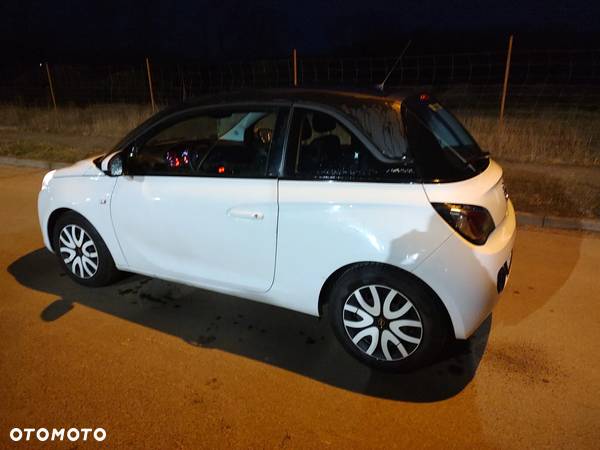 Opel Adam 1.2 - 8