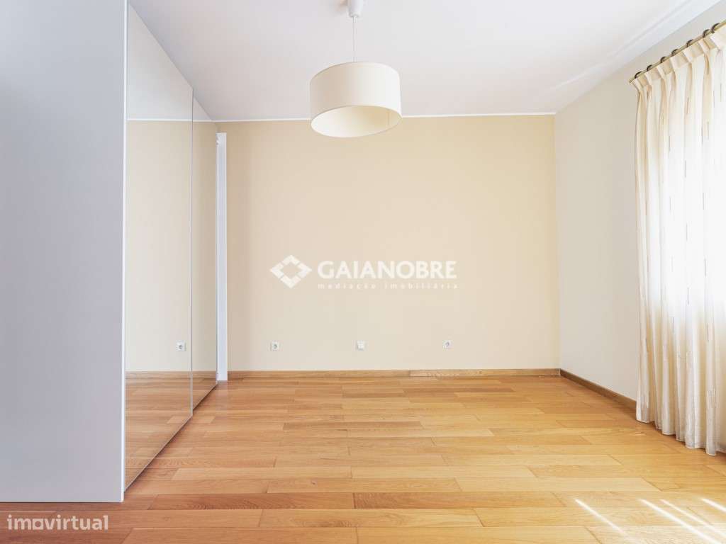 T2+1 em Santa Marinha-8