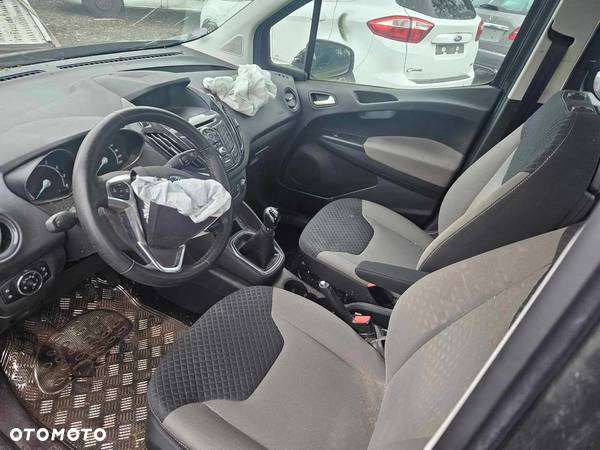 Ford Tourneo Courier 1.0 EcoBoost Sport - 10