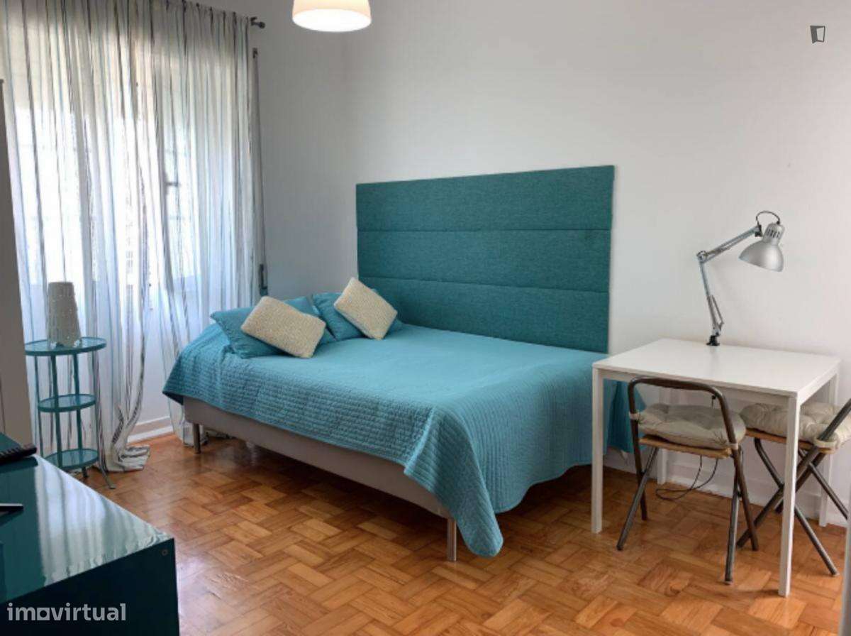 Estúdio - localizado em Conchada Coimbra - Grande imagem: 5/7